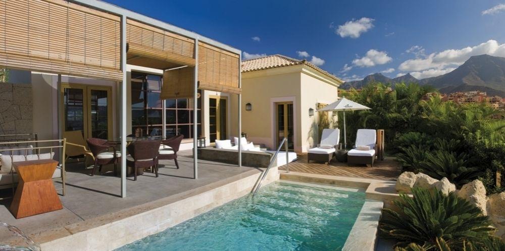 Bahia Del Duque 5*